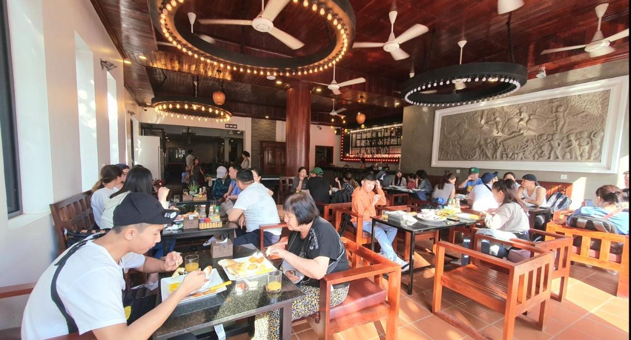 Darling Pub Hostel Sziemreap Kültér fotó