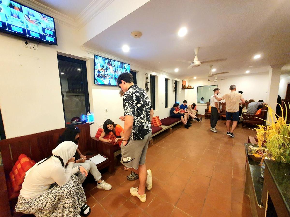 Darling Pub Hostel Sziemreap Kültér fotó